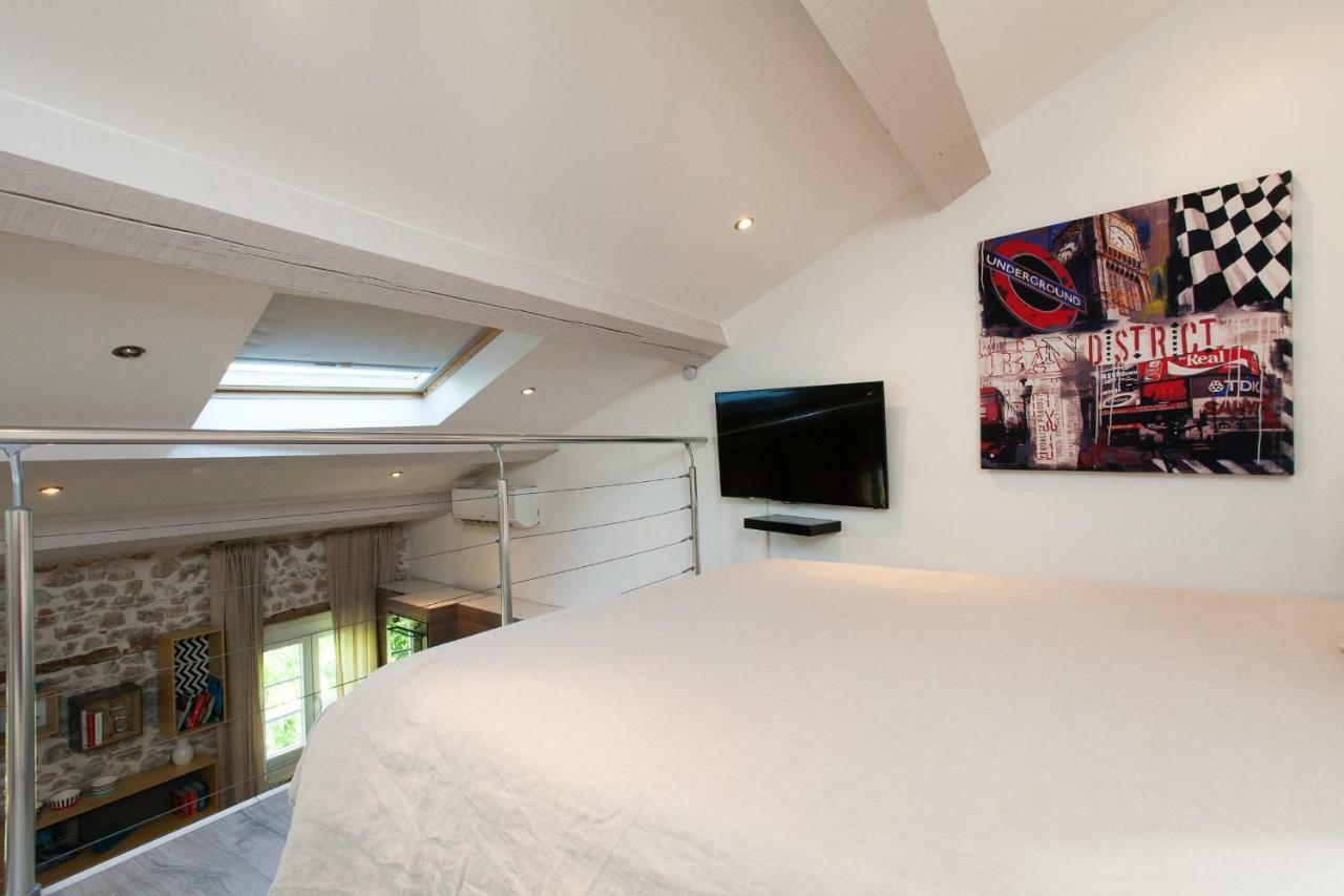Superbe Appartement Loft Vieil Антиб Екстериор снимка